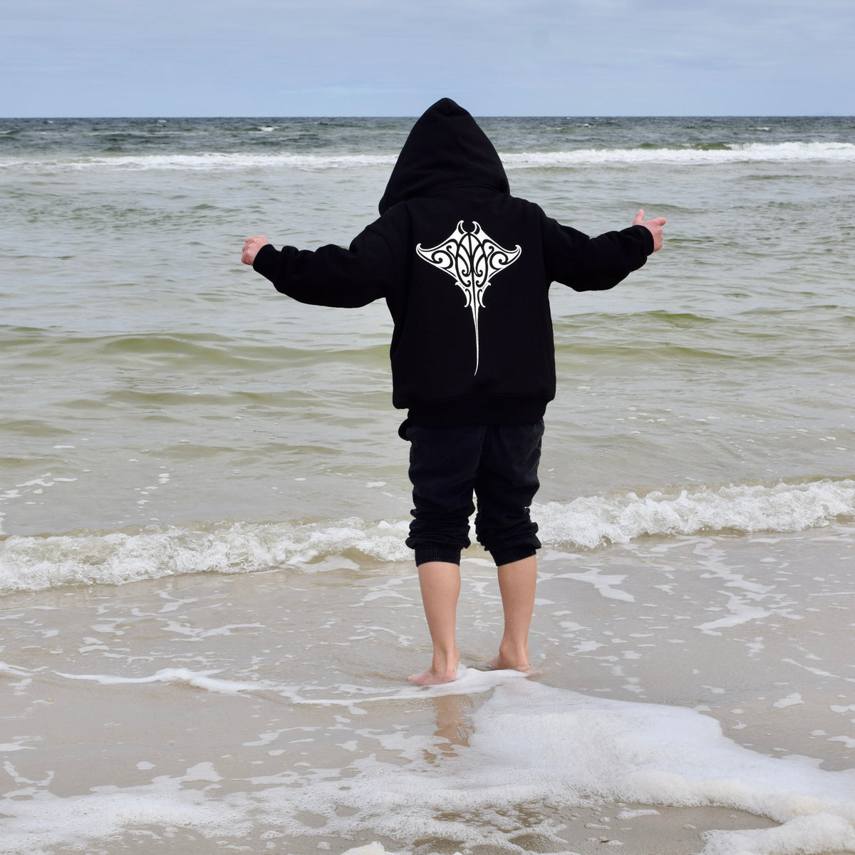 UREIA HOODIE - BLACK