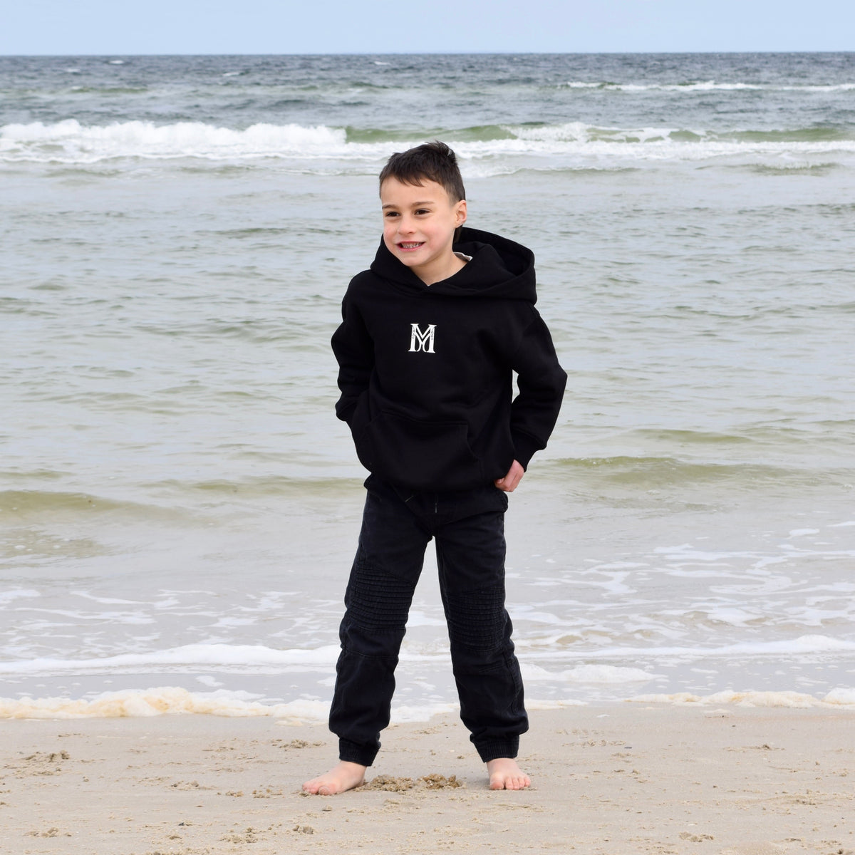 UREIA HOODIE - BLACK