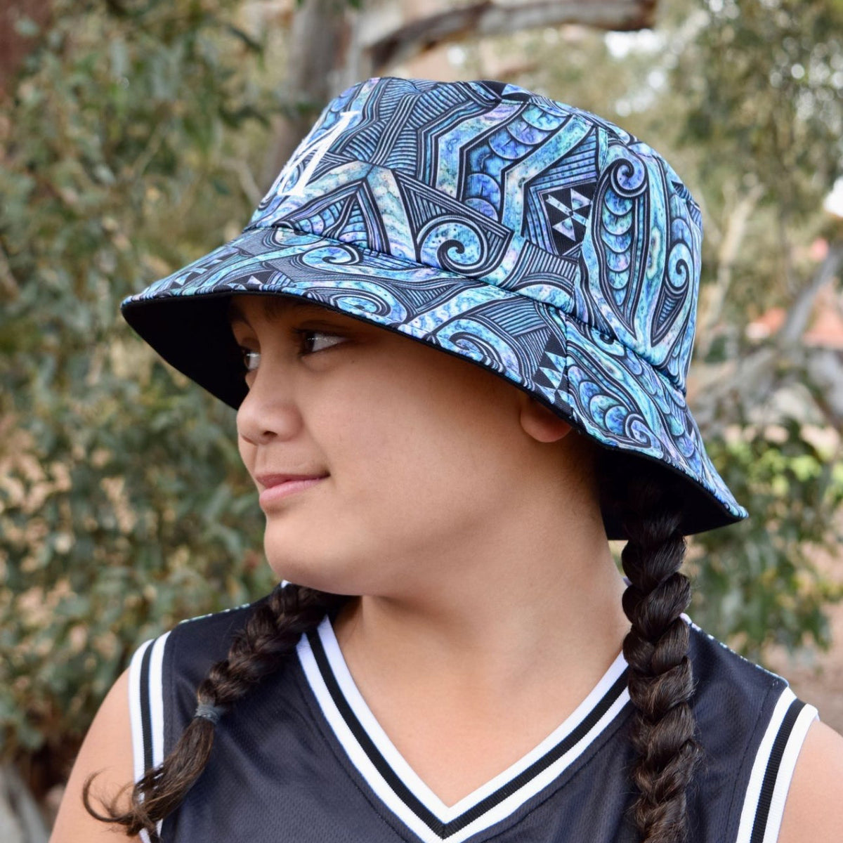 RAUMATI REVERSIBLE BUCKET HAT
